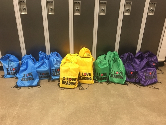 Summer reading bags that provide summer access to books